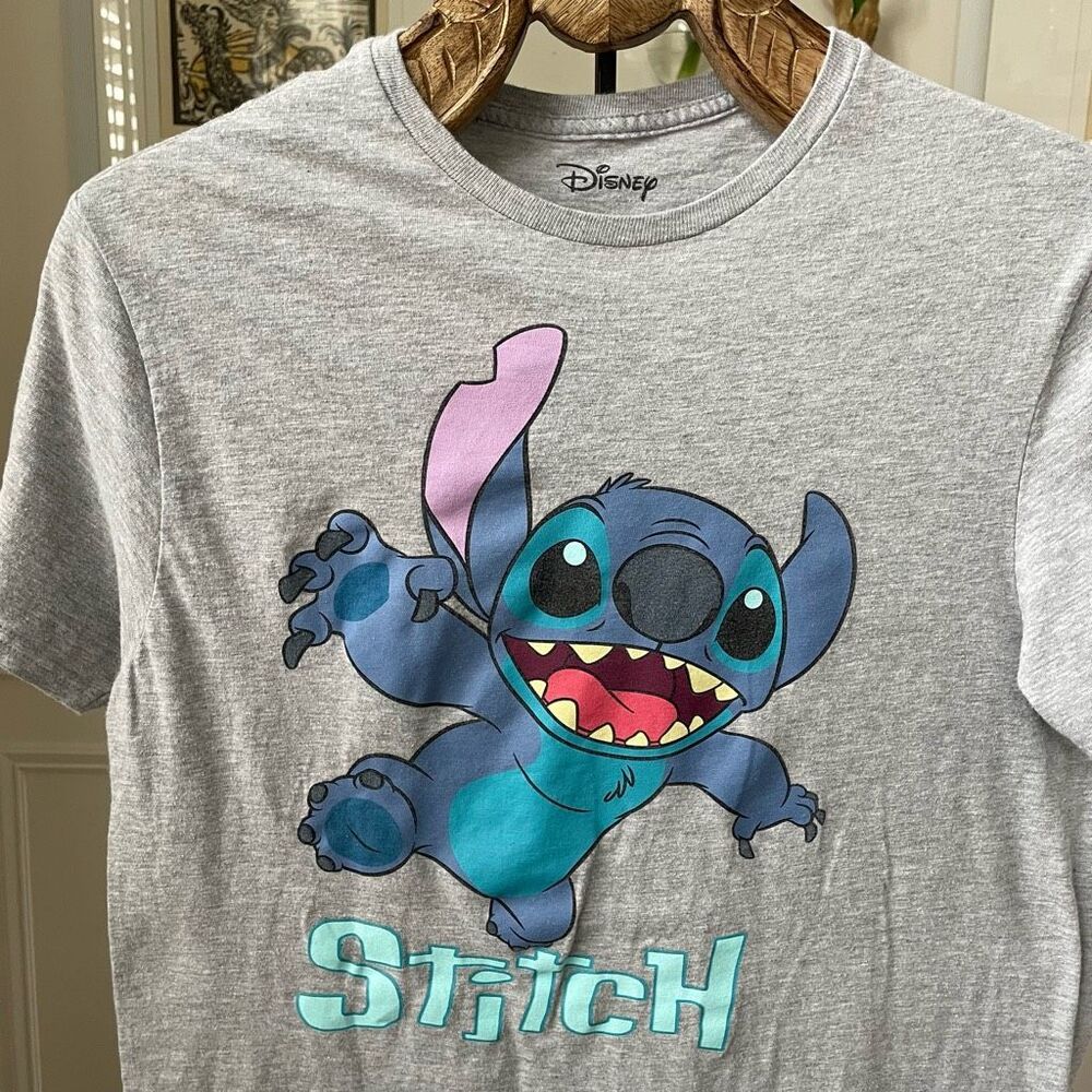 Disney Lilo and Stitch Short Sleeve Grey Tshirt M